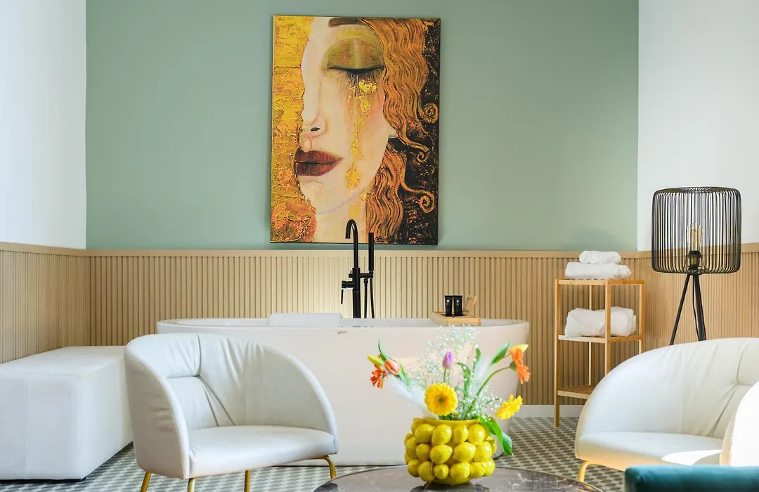 Mareluna Rooms-1